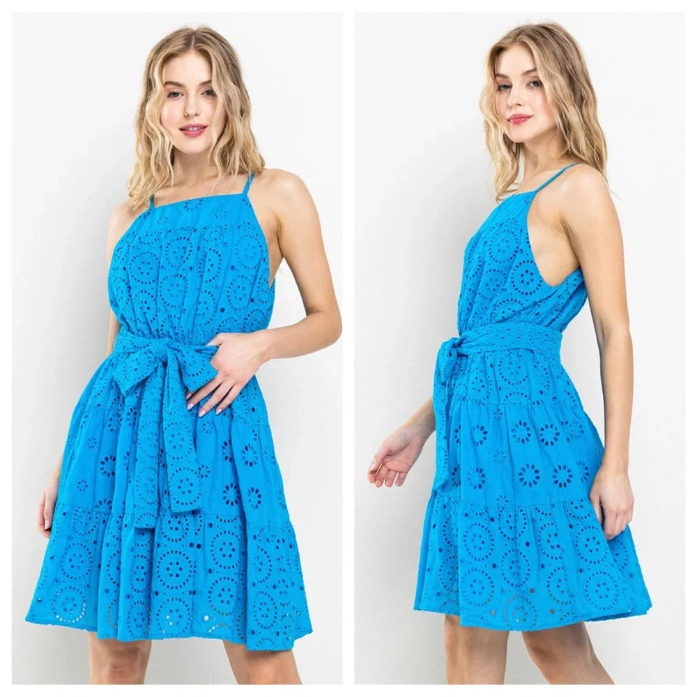 09 Eyelet Lace Adjustable Strap Tiered  Dress - Picture 2 of 4